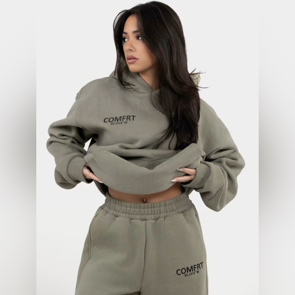 Comfrt Coordinate Hoodie and Matching Sweatpants in color Moss Size Large